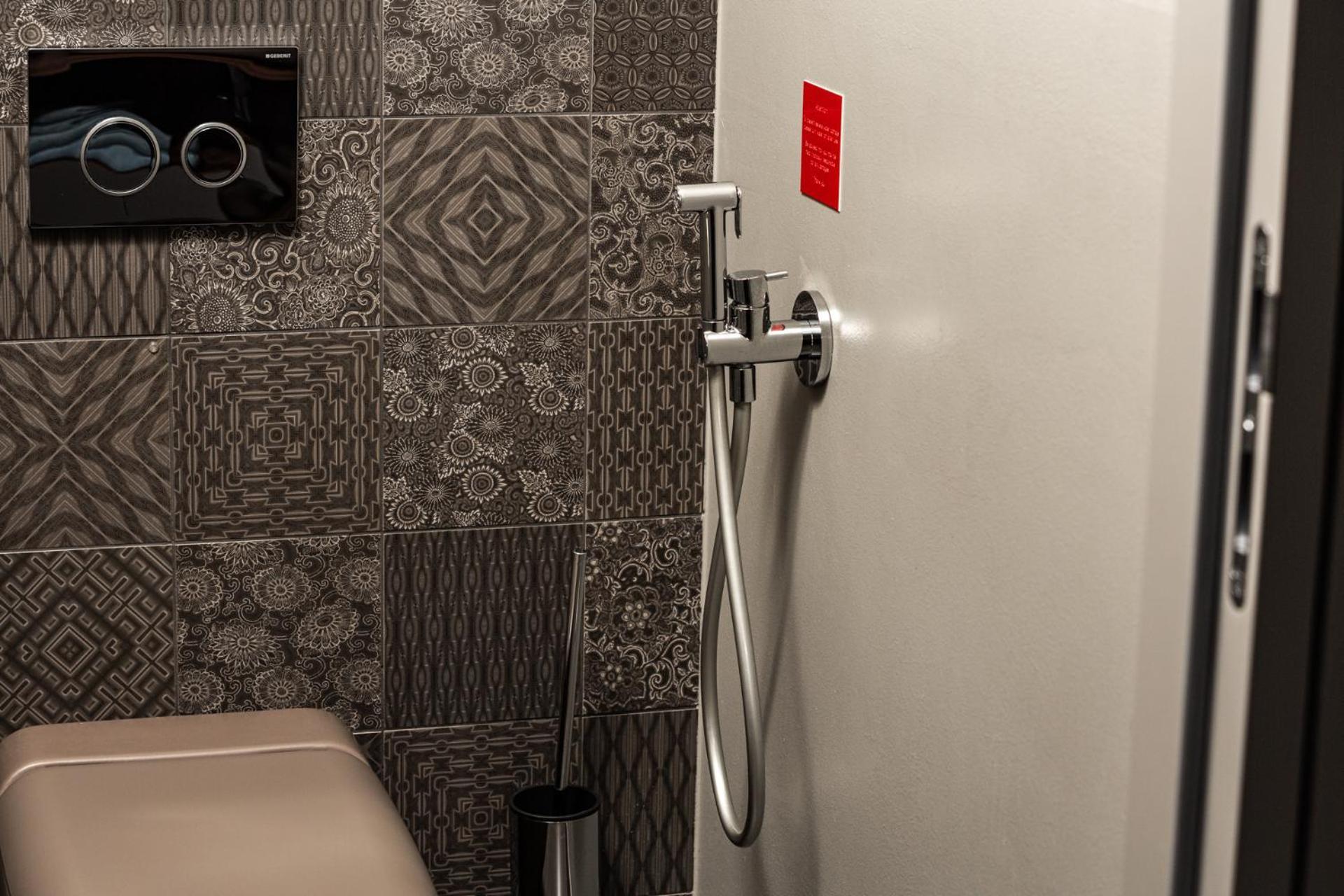 Senses Violett Suites - Adults Only เซลล์อัมเซ ภายนอก รูปภาพ
